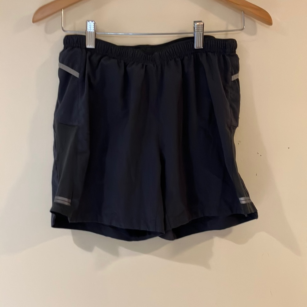 Brooks - Short Running Shorts With Net - image 1